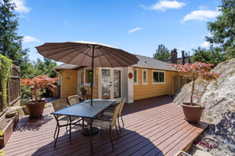 6577 Marine Drive